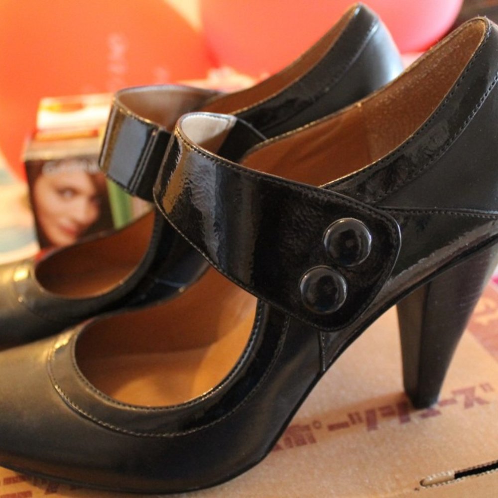 Steve Madden Black Heels size 9.5 US / 40 EUR 🔥